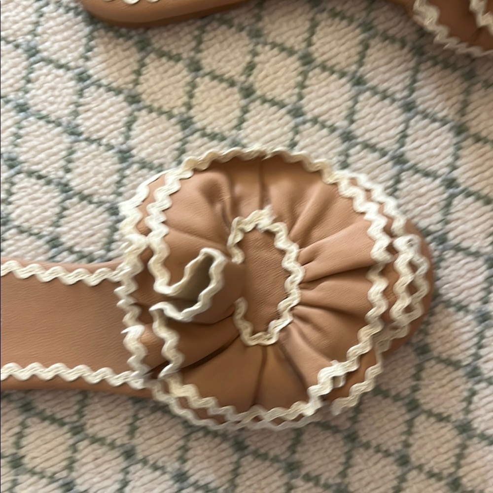 See by Chloé Tan Ruffle Slides - Picture 4 of 4